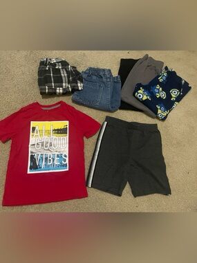 Lot of kids clothes - 5T for boys minion jogger